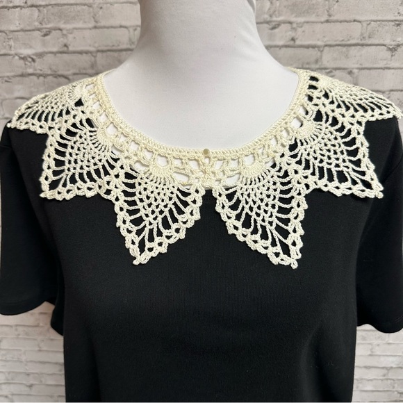 Vintage Crochet Lace Beige Ecru Ivory Collar with Button 16 in X 4 in - Picture 13 of 13